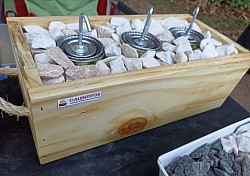 Fogón de Bioetanol de tres quemadores en madera rústica. Costo $2000